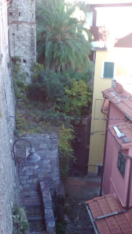 Locanda Del Sole Nero San Terenzo Exterior photo